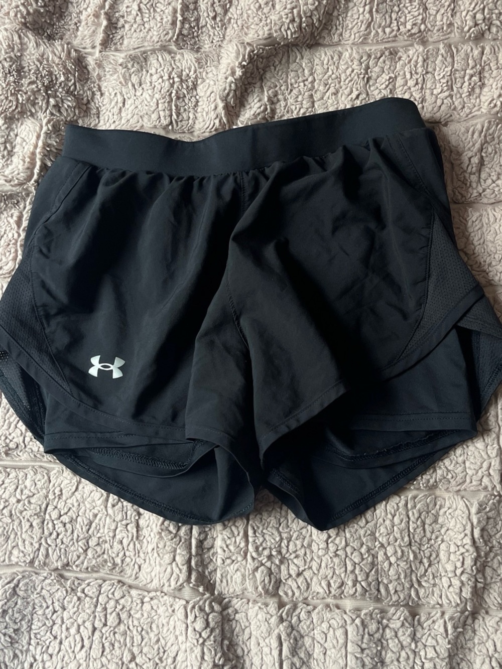 Under armour black shorts